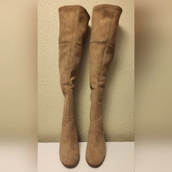 NWOB Kenneth Cole New York Mushroom Josie Over The Knee Heeled Boots Size 10