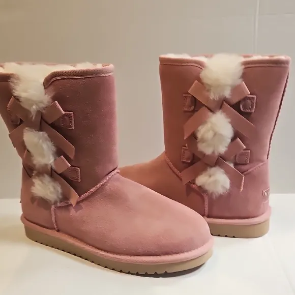 NWOB  Koolaburra  BY  UGG Women's Pink Boots Size 8