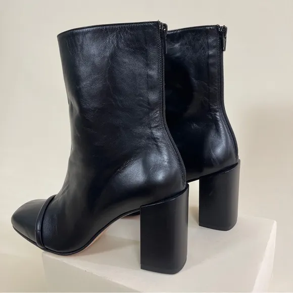 NWOT Chelsea Paris Gigi Ankle Leather Boots in Black Business Casual City Chic