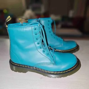 NWOT‎ Dr Martens Teal Green Junior 1460 Combat Lace Up Boots Big Kids Size 3