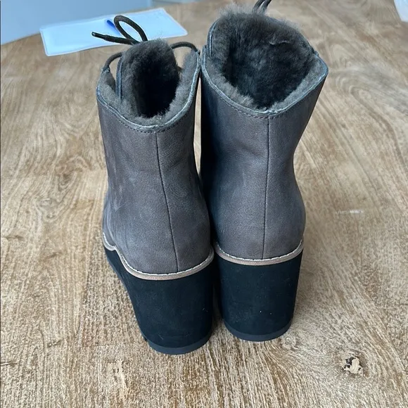NWOT Eileen Fisher Alpine Lamb Fur Wedge Booties 8.5