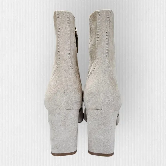 NWOT J CREW Factory  Cashew Suede Heeled Booties Women Size 10.5 Snip Toe Boots