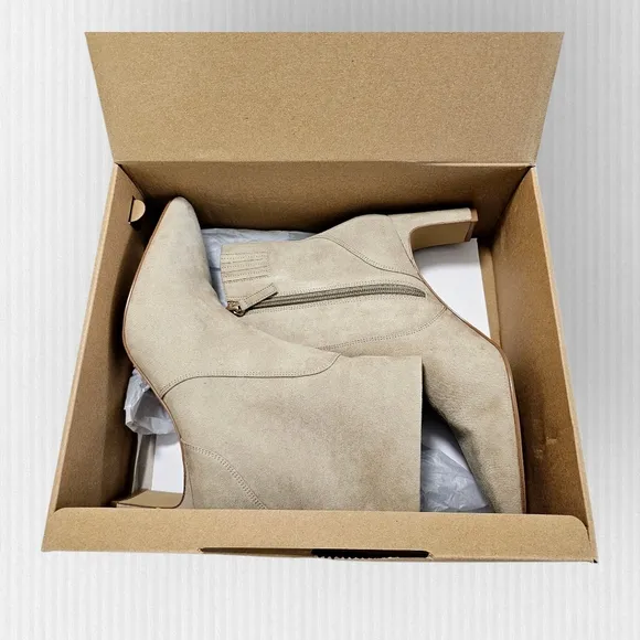 NWOT J CREW Factory  Cashew Suede Heeled Booties Women Size 10.5 Snip Toe Boots