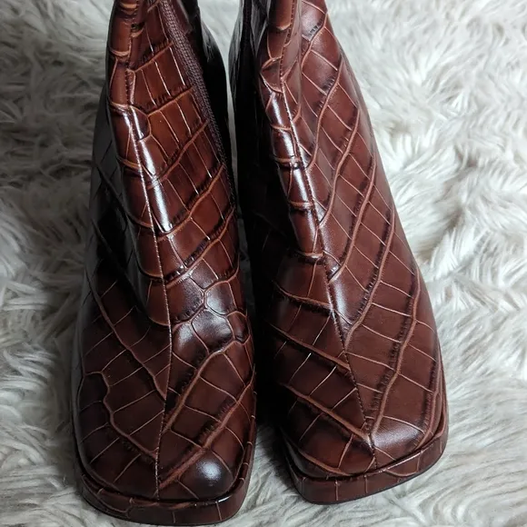 NWOT Jeffrey Campbell Minim Croc Embossed Boots in Brown
