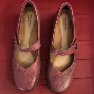 NWOT Rockport Cobb Hill Petra Mary Jane Shoes