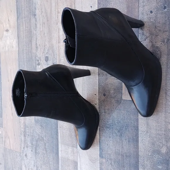 NWOT Steven Made in Italy Black high heel leather boots sz 10 women's