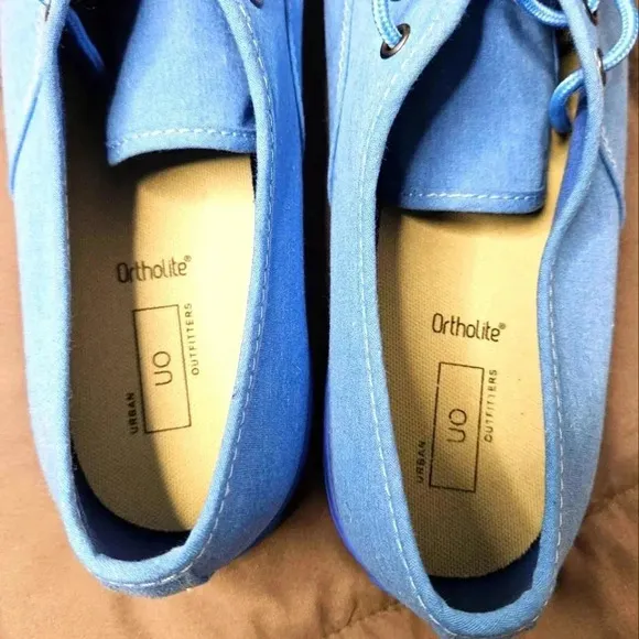 NWOT Urban Outfitters Ortholite shoes