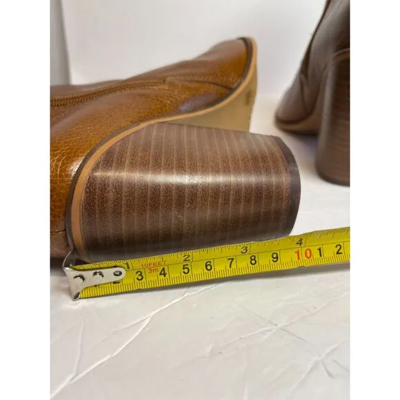 NWOT Vince Camuto Brown Leather Block Heel Ankle Boots - Size 9M, Style VC-Allie