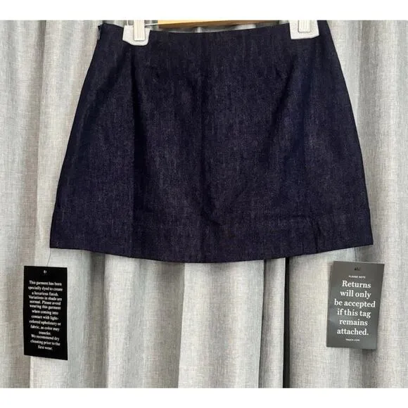 NWT $128 Tuckernuck Taryn Navy Blue Stretch Denim Mini Skirt Chic Size Xsmall