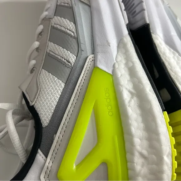 NWT ADIDAS Essentials Nebzed Super Boost Shoes White 11