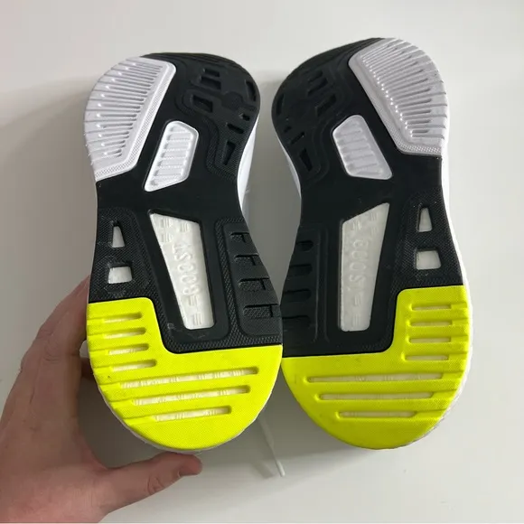 NWT ADIDAS Essentials Nebzed Super Boost Shoes White 11