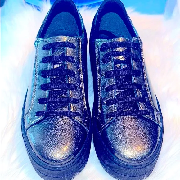 NWT Bos. &amp; Co. Platform Leather Unisex Pewter Sneakers 🩶