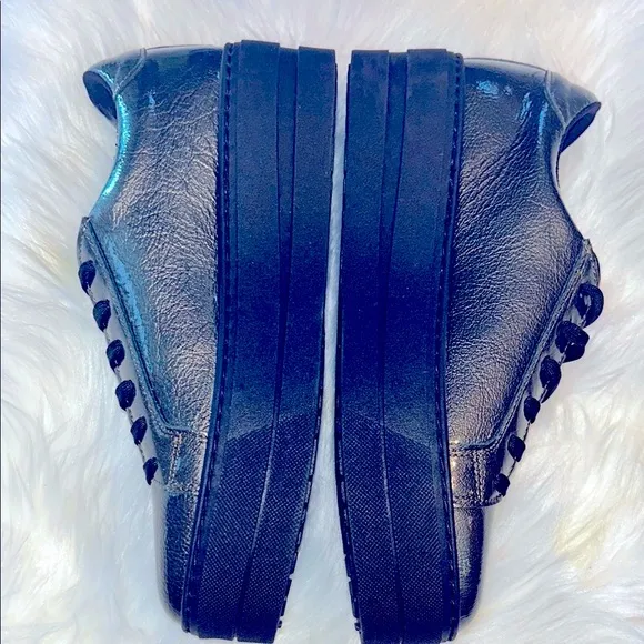 NWT Bos. &amp; Co. Platform Leather Unisex Pewter Sneakers 🩶