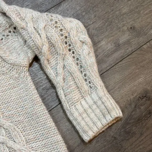 NWT! By Anthropologie V-Neck Drama 3D Cable Knit Tunic Sweater Women's Sz Medium