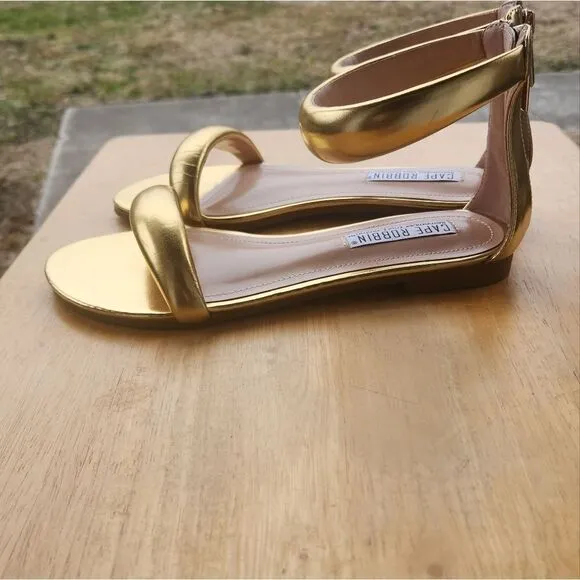 NWT CAPE ROBBIN GOLD BUBBLE ANKLE STRAP SANDAL SZ 6