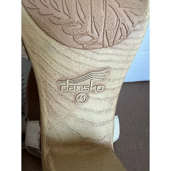 NWT Dansko Teagan Beige Leather Slingback Peep Block Heel Comfort Sandal 10.5
