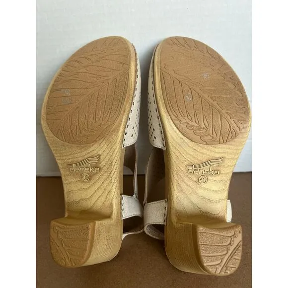 NWT Dansko Teagan Beige Leather Slingback Peep Block Heel Comfort Sandal 10.5