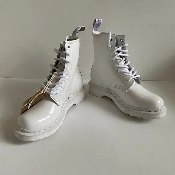 NWT Dr. Martens 1460 White Monochromatic Patent Leather Women's Boots Size 6