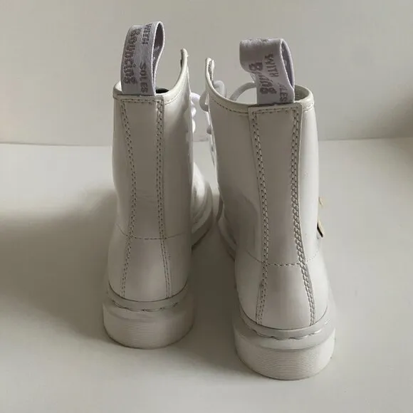 NWT Dr. Martens 1460 White Monochromatic Patent Leather Women's Boots Size 6