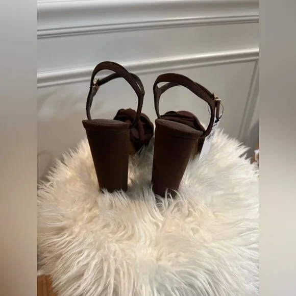 Nwt Express faux suede twist platform heeled sandal