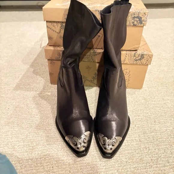 NWT Free People Faster Horses Western Leather Boots in Black