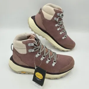 NWT Jack Wolfskin Women's Terraventure Urban Mid W Hiking Shoes, Rose/White, 5.5