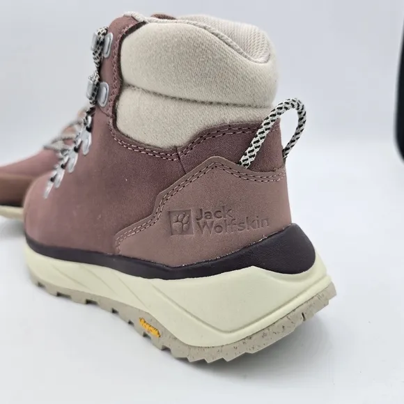 NWT Jack Wolfskin Women's Terraventure Urban Mid W Hiking Shoes, Rose/White, 5.5