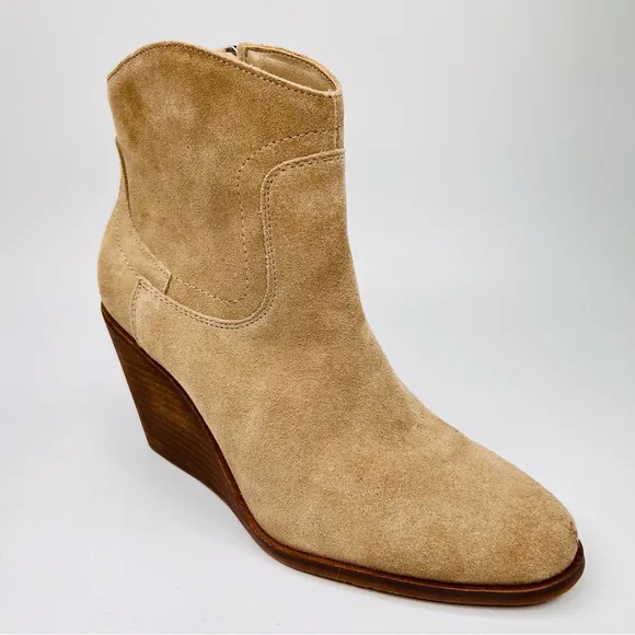 NWT Lucky Brand Waltz Tan Suede Leather Side Zip Western Wedge Ankle Boots