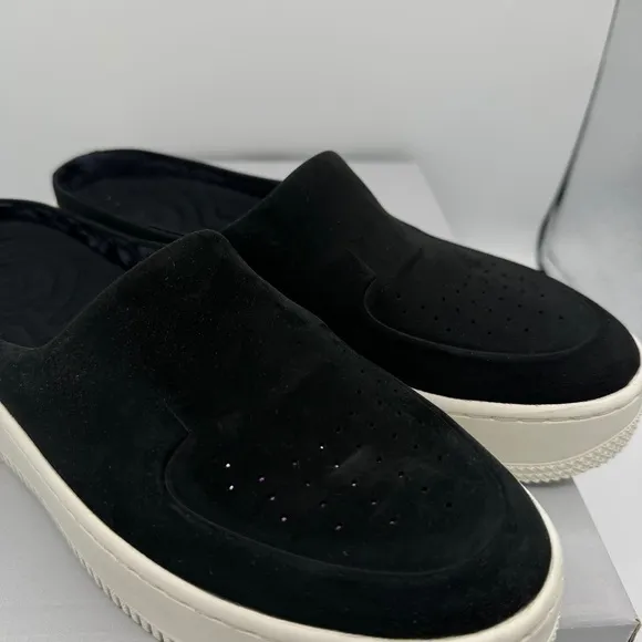 NWT Nike Air Force 1 Lover XX Black Suede Leather Slip On Mule Platform Sneakers