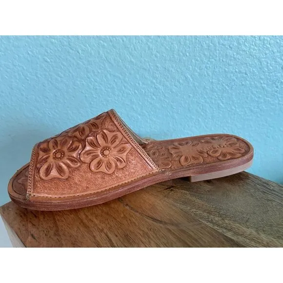 NWT Stetson Women's Brown Floral Flowers Slide On Sandal Shoes Size 6