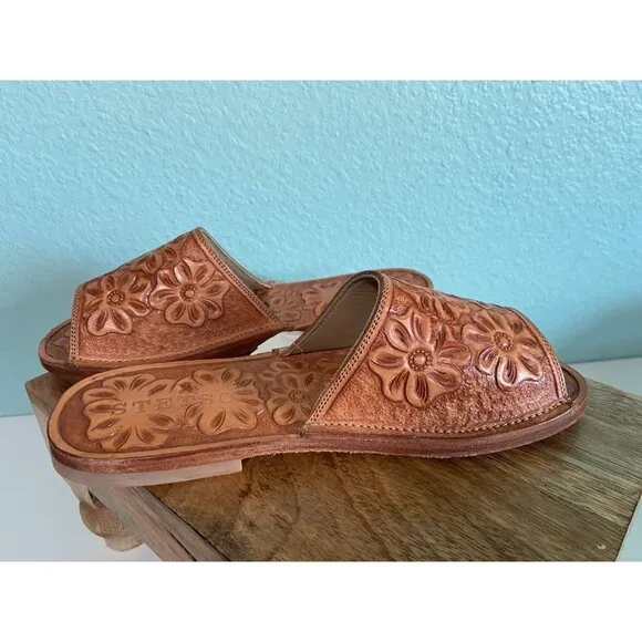 NWT Stetson Women's Brown Floral Flowers Slide On Sandal Shoes Size 6
