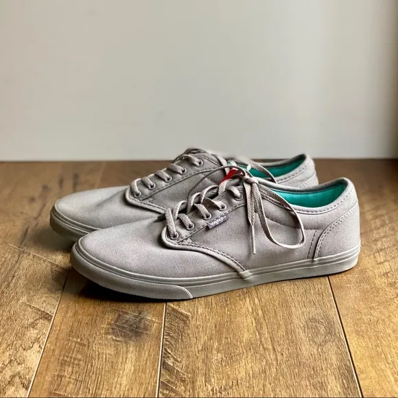 NWT Vans Atwood Low Top Shoes