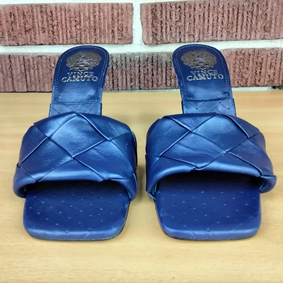 NWT Vince Camuto Brelanie Woven Genuine Leather Heeled Sandals in Navy
