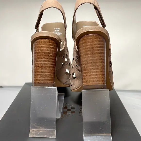 NWT Vince Camuto Cutout Nubuck Sandals- Deverly