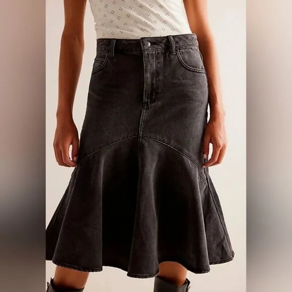 NWT We The Free Fishtail High Rise  Denim Skirt  MIDI in Black Sz 28