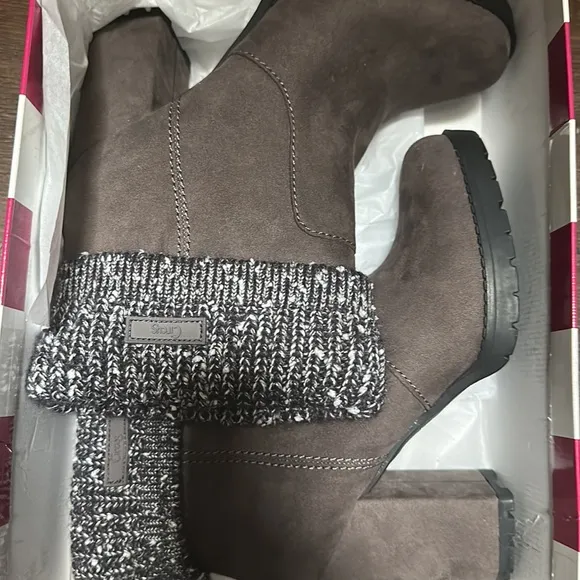 NWT Womens Circus Sam Edelman Carter Heeled Fashion Boots, Steel Grey size 6.5