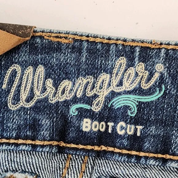 NWT Wrangler Retro Sadie Bootcut Jeans Western Blue Size 28