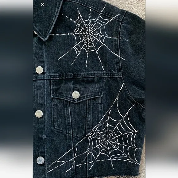 NWT ZARA SPECIAL EDITION RHINESTONE SPIDER  DENIM BLACK CROPPED JACKET SIZE L