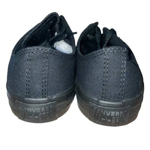♦️NWT♦️Converse Classic Low Canvas Sneakers