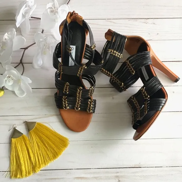 O' L' AUTRE CHOSE Strappy Sandals