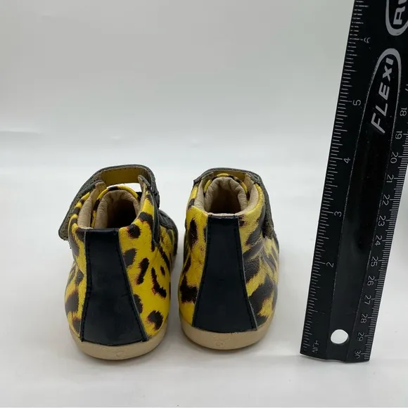 Old Soles toddler unisex Bondi high top yellow black leopard leather shoes in 6