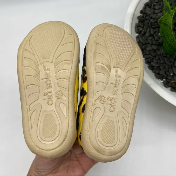 Old Soles toddler unisex Bondi high top yellow black leopard leather shoes in 6
