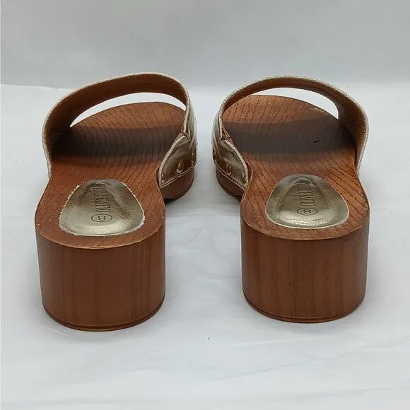 Olivia Miller Womens Sandals Shoes Size 8 Gold Faux Leather Slip On Mules Slides