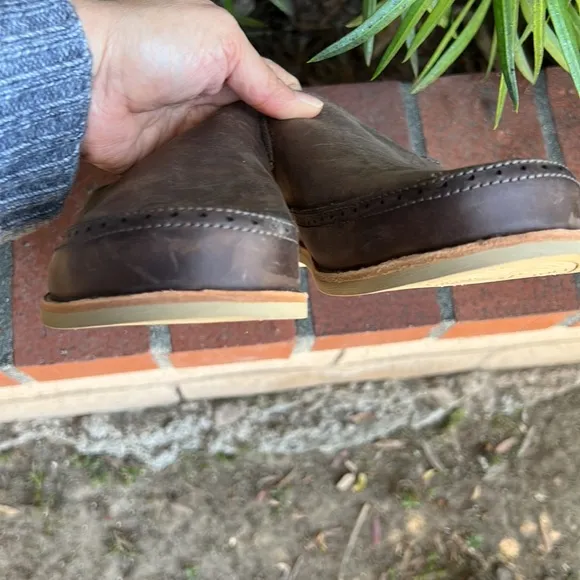 Olukai HONOLULU Nubuck Emma Howard Footbed, Aloha Style Size US 8.5 Brown