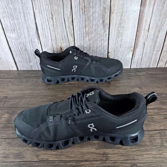On Cloud 5 Waterproof Black Bungee Slip On Running Sneaker Women's Sz 8 (GUC)