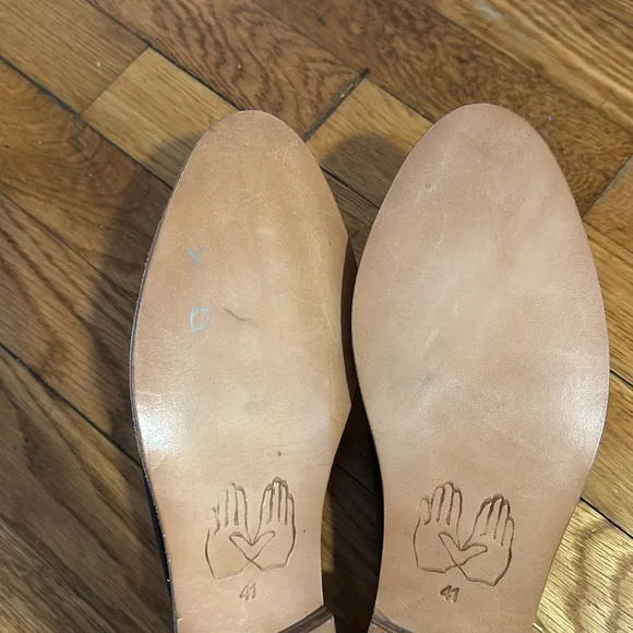 Osborn Design mule flat black leather shoes made in Guatemala rare loafer
