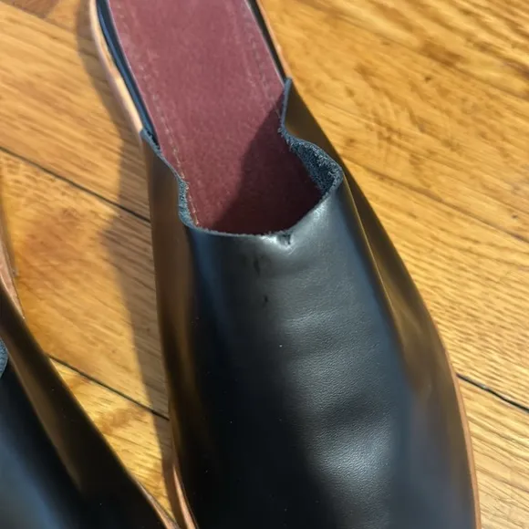 Osborn Design mule flat black leather shoes made in Guatemala rare loafer