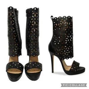 OSCAR DE LA RENTA Laser Cut Out Black Leather Stiletto Heeled Booties $995 EUC