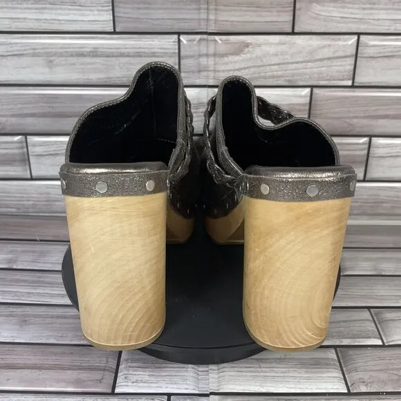 PAIGE Women's Gunmetal Suede Studded Platform Slip-On Clogs Shoe Size 7-NEW