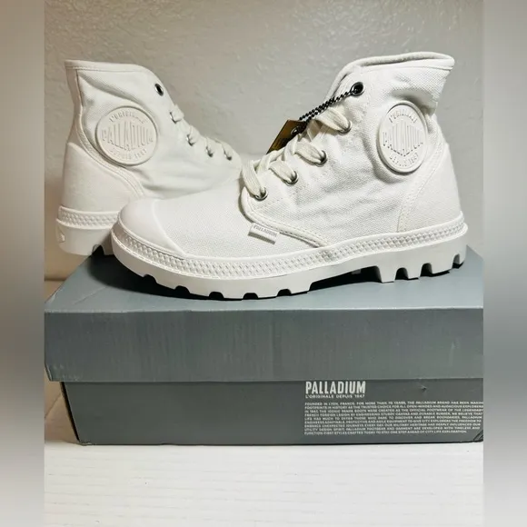Palladium Boot Pampa Hi Women’s  Size 6 Original Urban White Indie Medium New